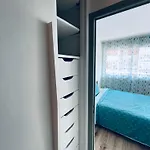 Chambre privée lumineuse dans grand appartement